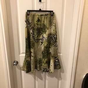 💫2/$10💫VINTAGE Boho Midi Skirt